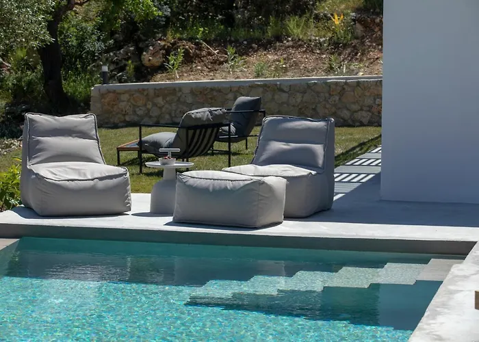 Villa High-end Faos Three *