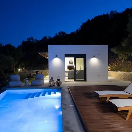 High-end Faos Three * Φτερνό