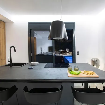 Villa High-end Faos Three Fternon